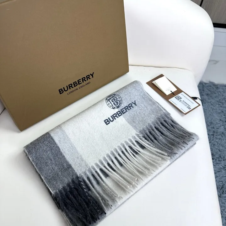 スーパーコピー バーバリー ス マフラー