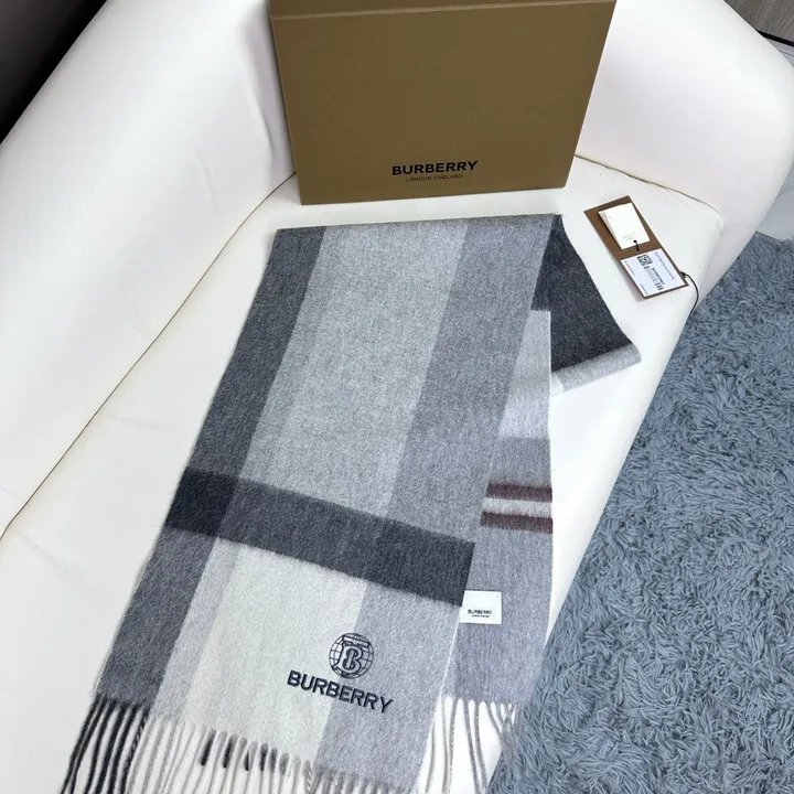 スーパーコピー バーバリー ス マフラー