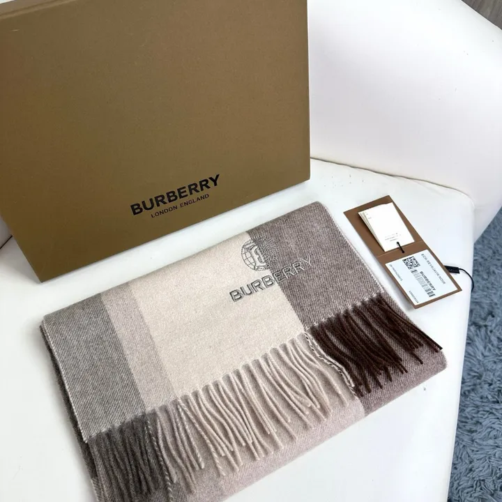 スーパーコピー バーバリー ス マフラー