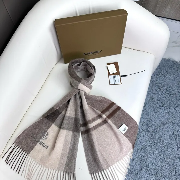 スーパーコピー バーバリー ス マフラー