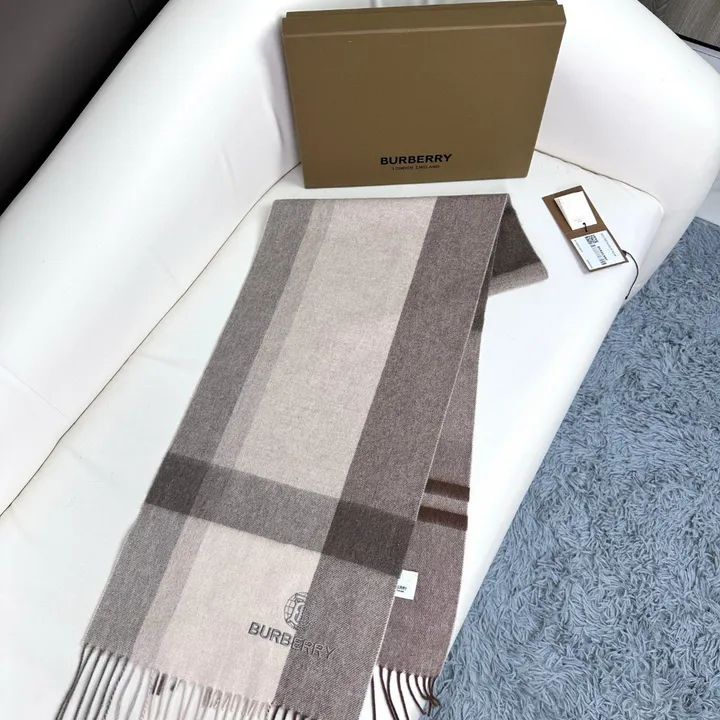 スーパーコピー バーバリー ス マフラー