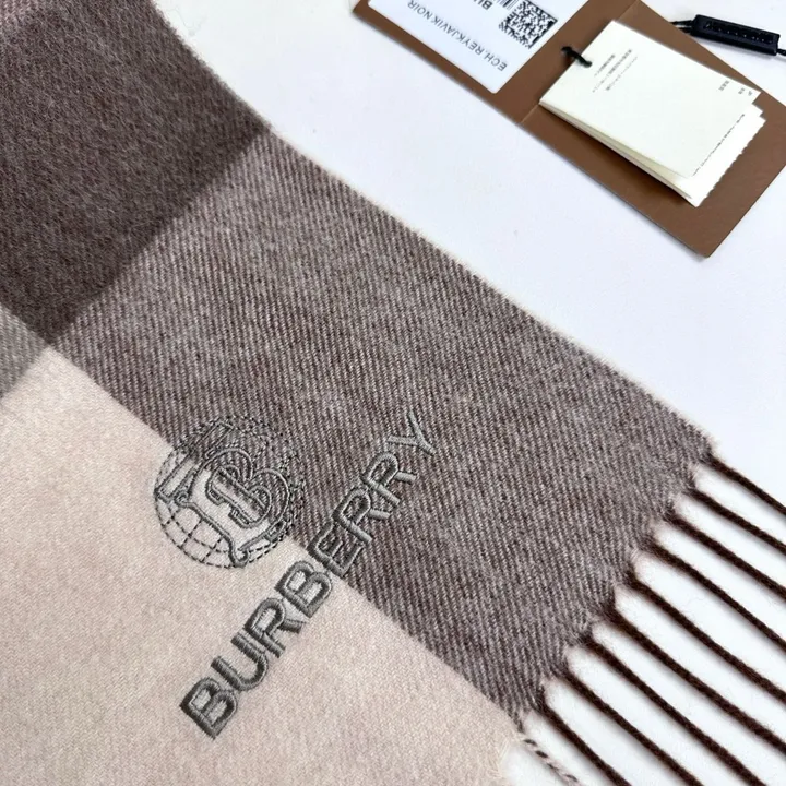 スーパーコピー バーバリー ス マフラー