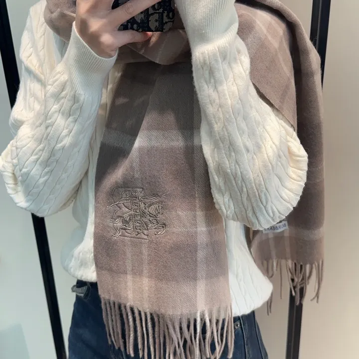 スーパーコピー バーバリー ス マフラー