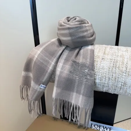 スーパーコピー バーバリー ス マフラー