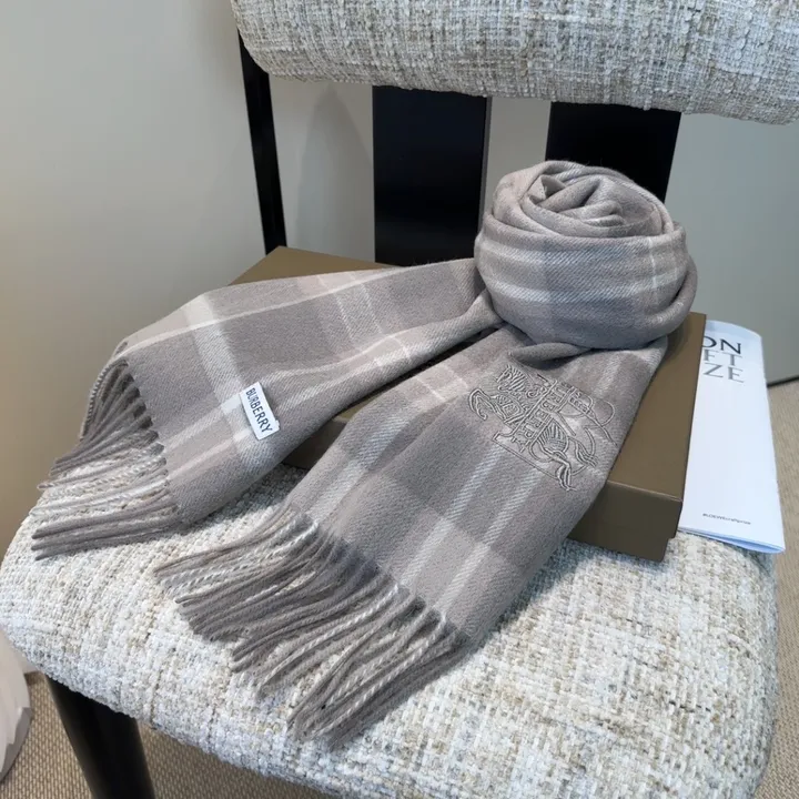 スーパーコピー バーバリー ス マフラー