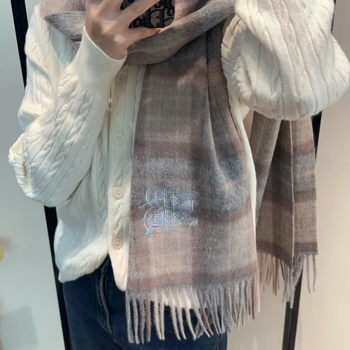 スーパーコピー バーバリー ス マフラー