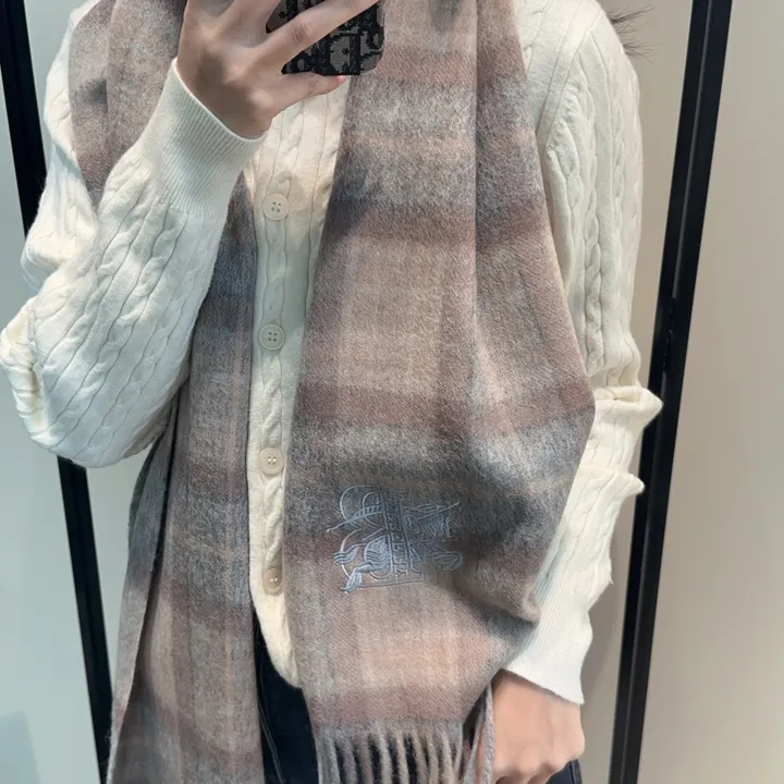 スーパーコピー バーバリー ス マフラー