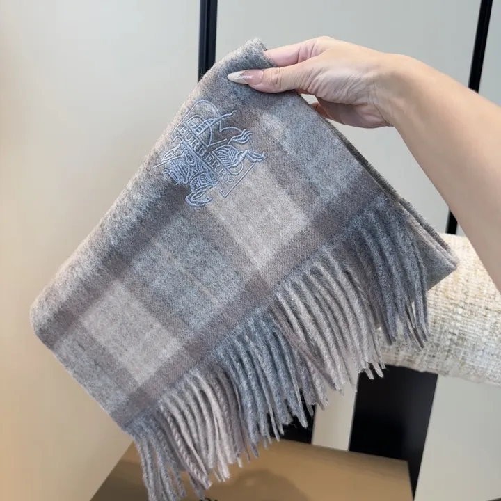 スーパーコピー バーバリー ス マフラー