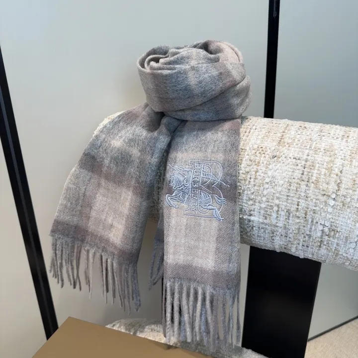 スーパーコピー バーバリー ス マフラー