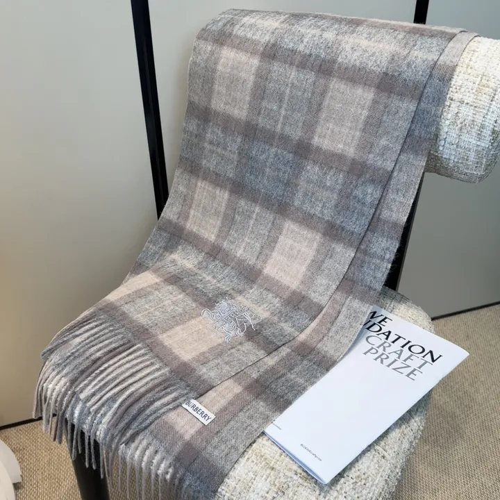 スーパーコピー バーバリー ス マフラー