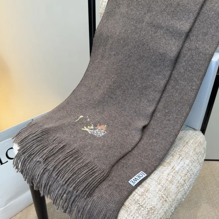 スーパーコピー ロエベ マフラー