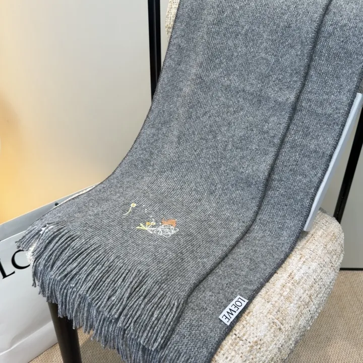 スーパーコピー ロエベ マフラー