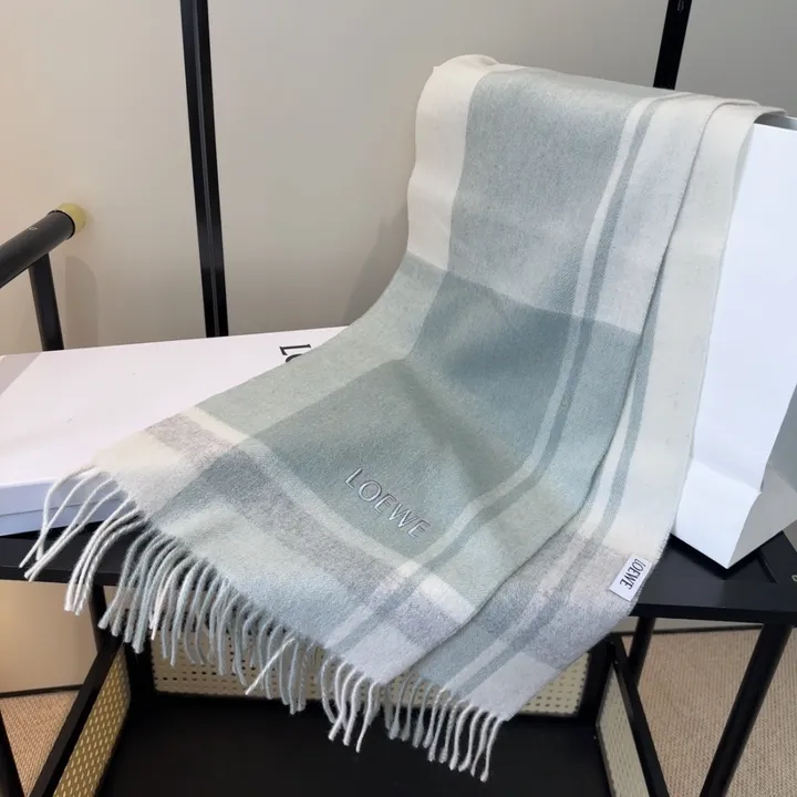 スーパーコピー ロエベ マフラー