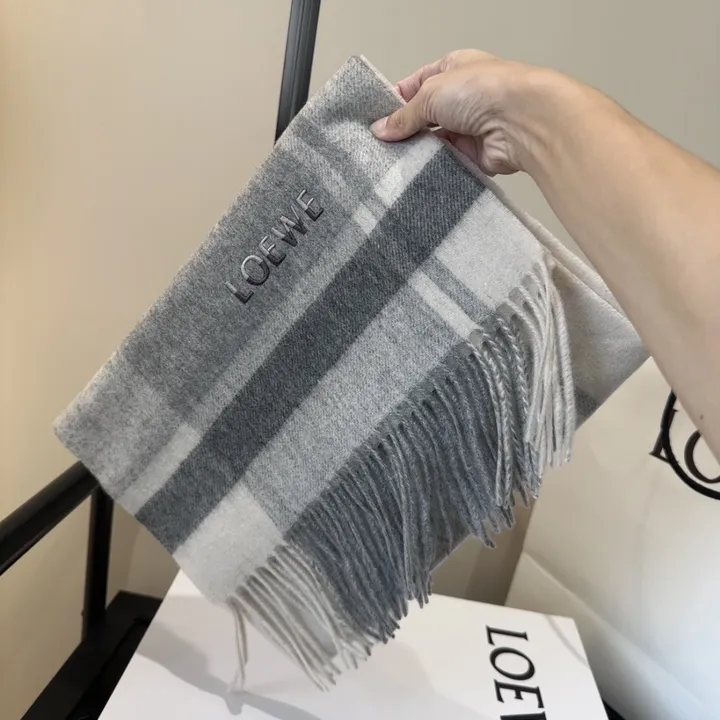 スーパーコピー ロエベ マフラー