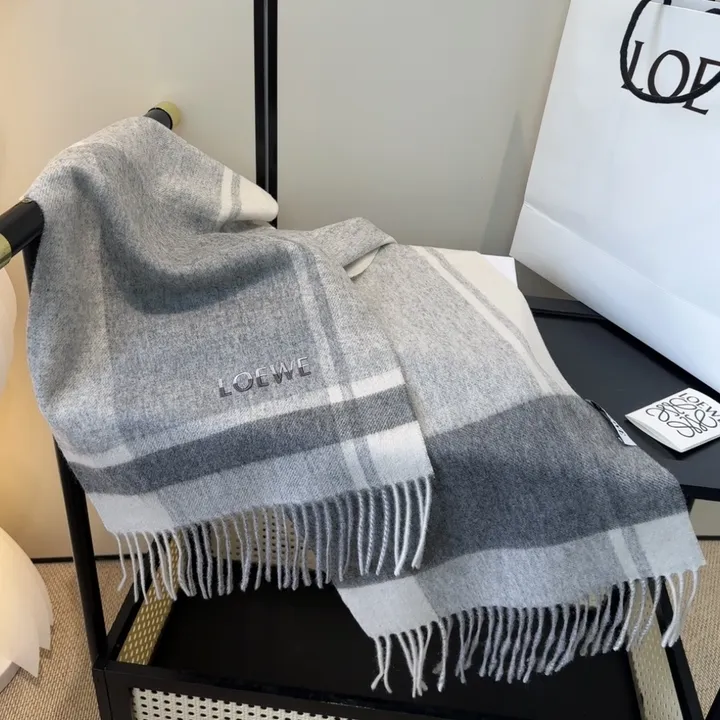 スーパーコピー ロエベ マフラー