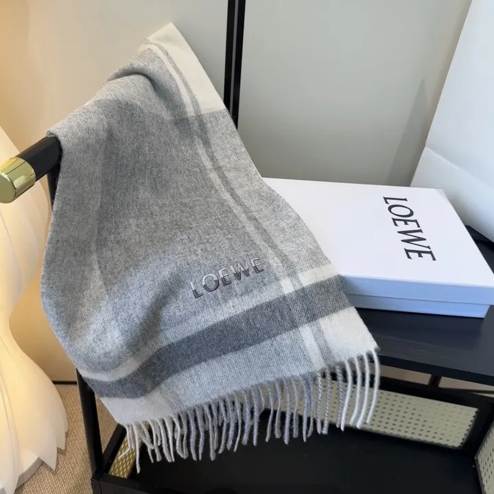 スーパーコピー ロエベ マフラー