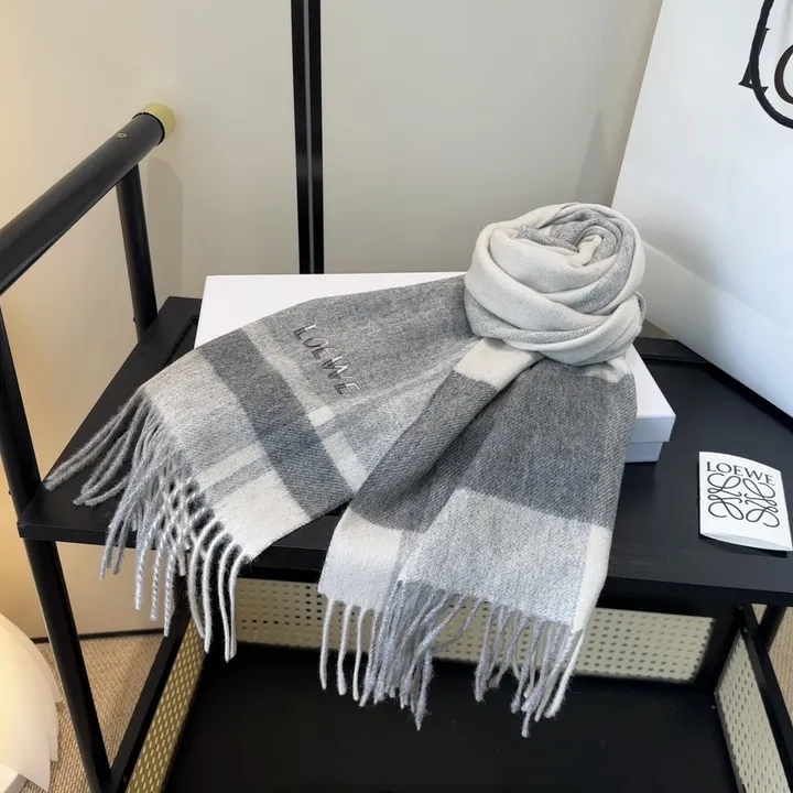 スーパーコピー ロエベ マフラー