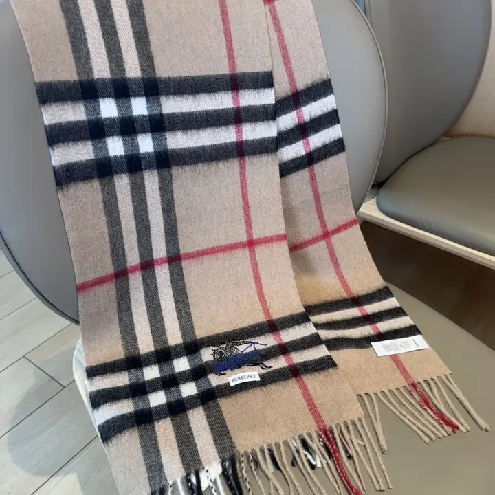 スーパーコピー バーバリー ス マフラー