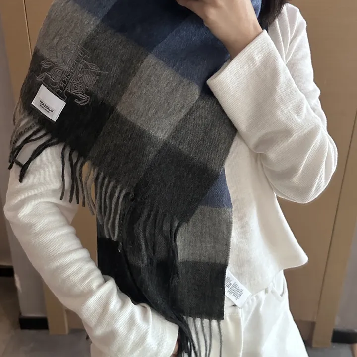 スーパーコピー バーバリー ス マフラー