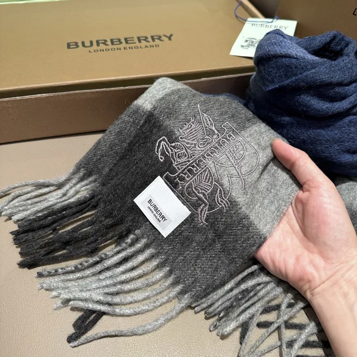 スーパーコピー バーバリー ス マフラー