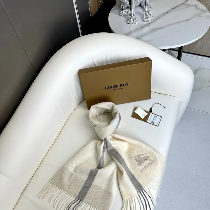 スーパーコピー バーバリー ス マフラー