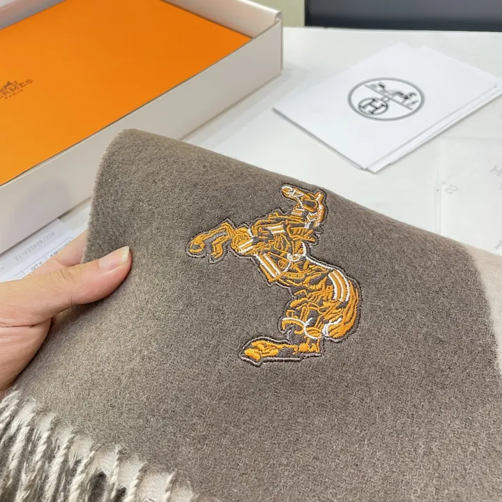 スーパーコピー シャネル マフラー