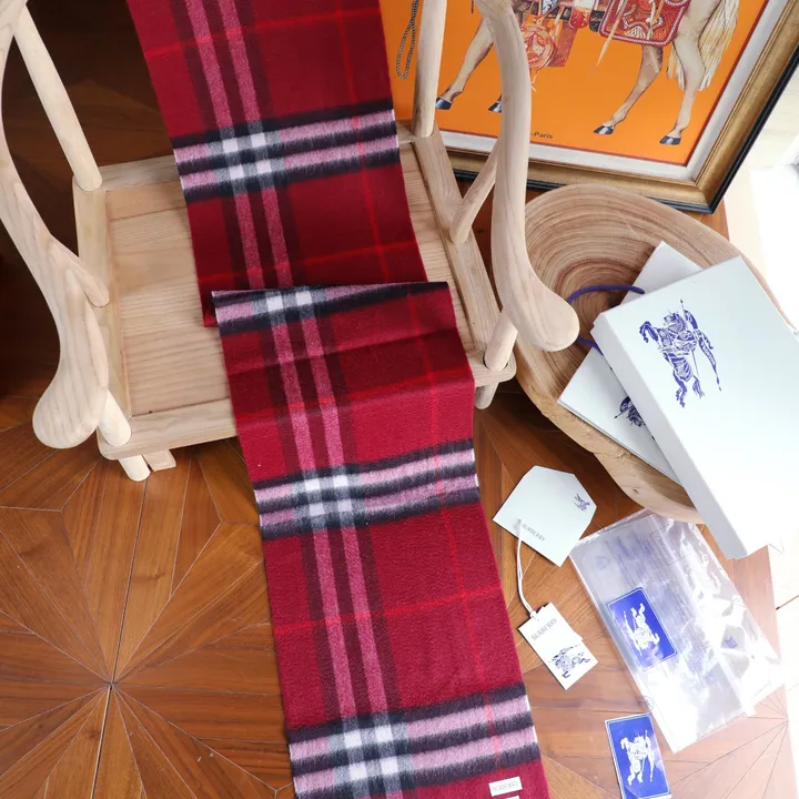 スーパーコピー バーバリー ス マフラー