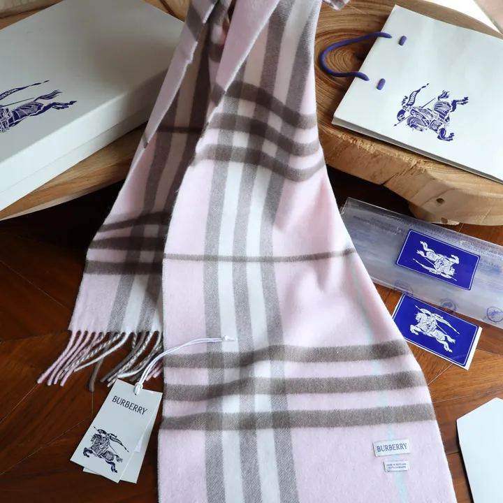 スーパーコピー バーバリー ス マフラー