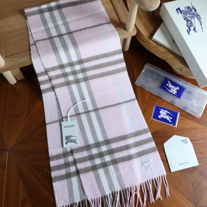 スーパーコピー バーバリー ス マフラー