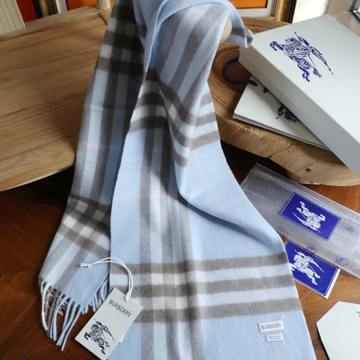 スーパーコピー バーバリー ス マフラー