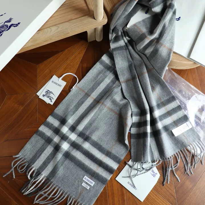 スーパーコピー バーバリー ス マフラー