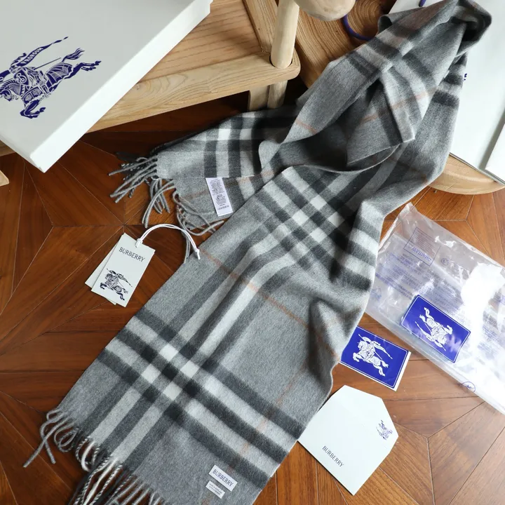 スーパーコピー バーバリー ス マフラー