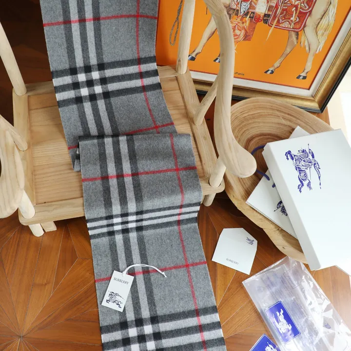 スーパーコピー バーバリー ス マフラー