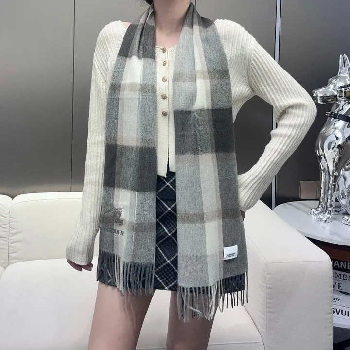 スーパーコピー バーバリー ス マフラー