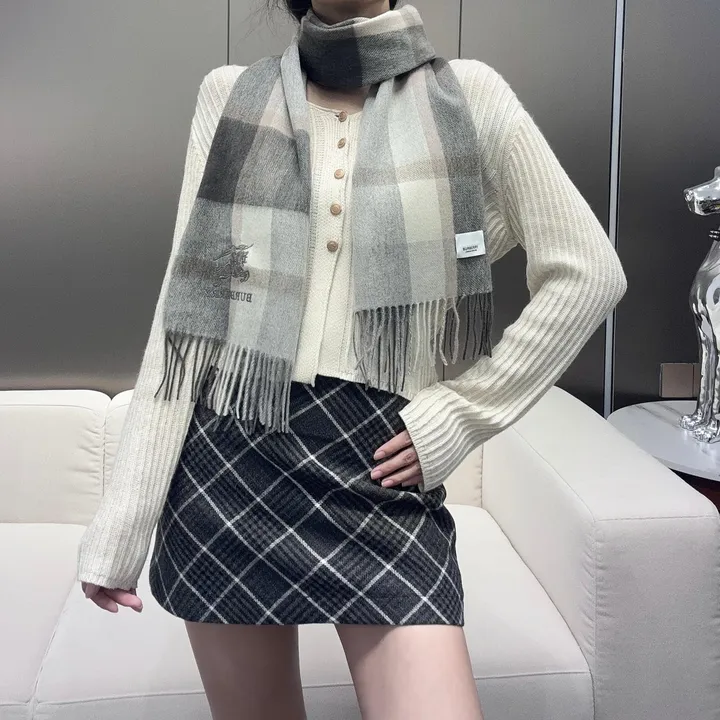 スーパーコピー バーバリー ス マフラー