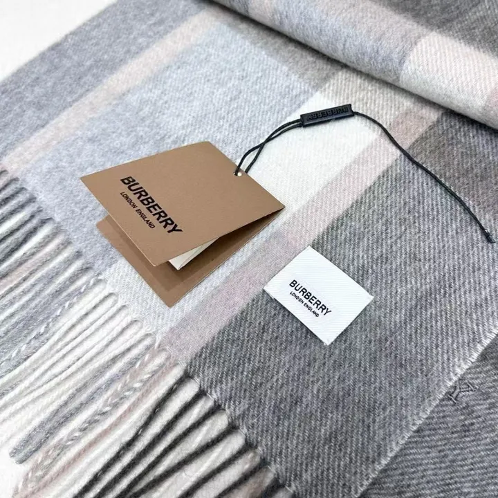 スーパーコピー バーバリー ス マフラー