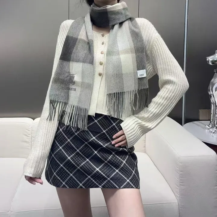 スーパーコピー バーバリー ス マフラー