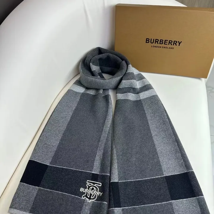 スーパーコピー バーバリー ス マフラー