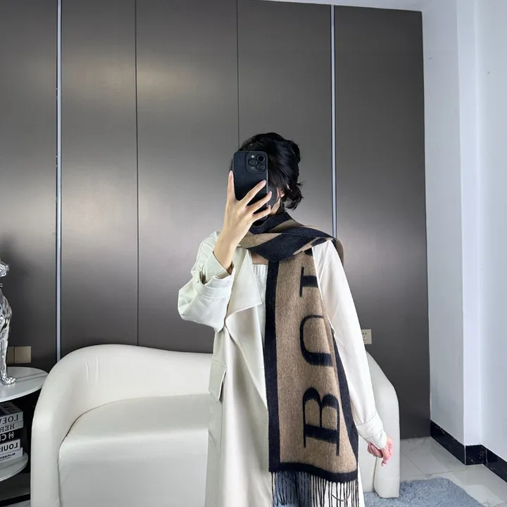 スーパーコピー バーバリー ス マフラー