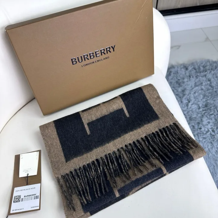 スーパーコピー バーバリー ス マフラー