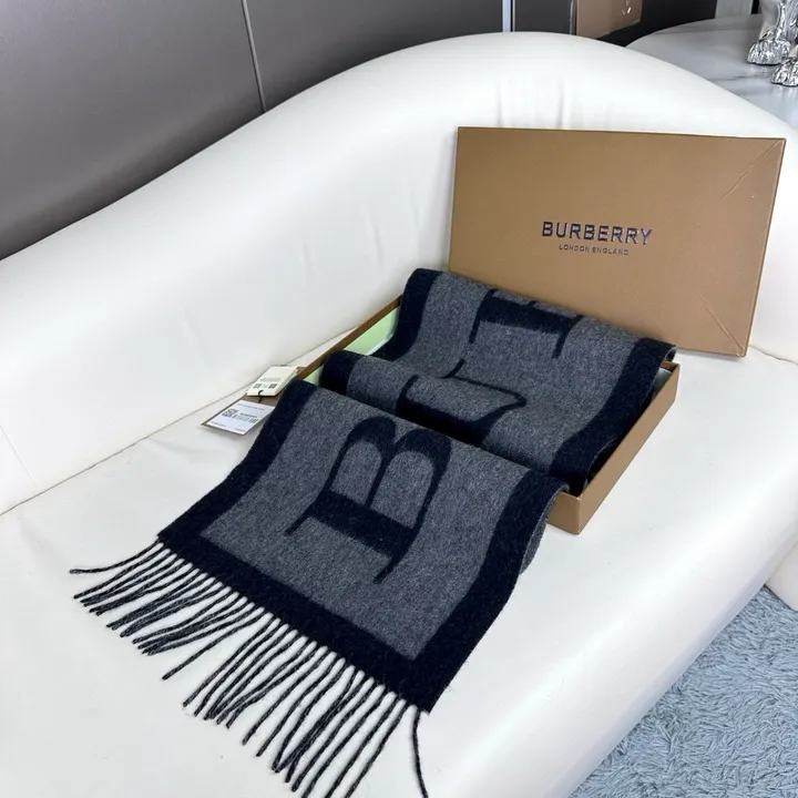 スーパーコピー バーバリー ス マフラー