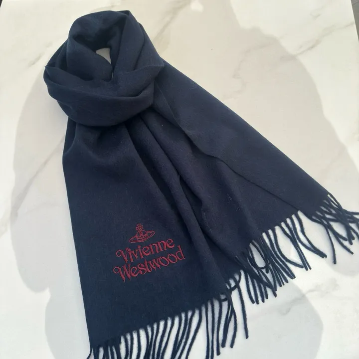 スーパーコピー ヴィヴィアン・ウエストウッド マフラー