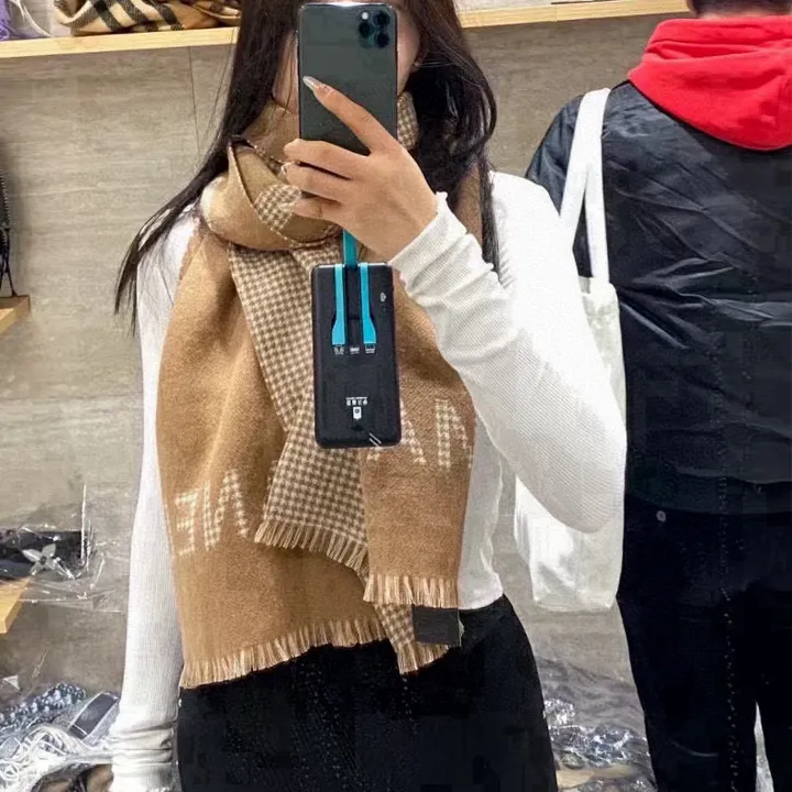 スーパーコピー シャネル マフラー