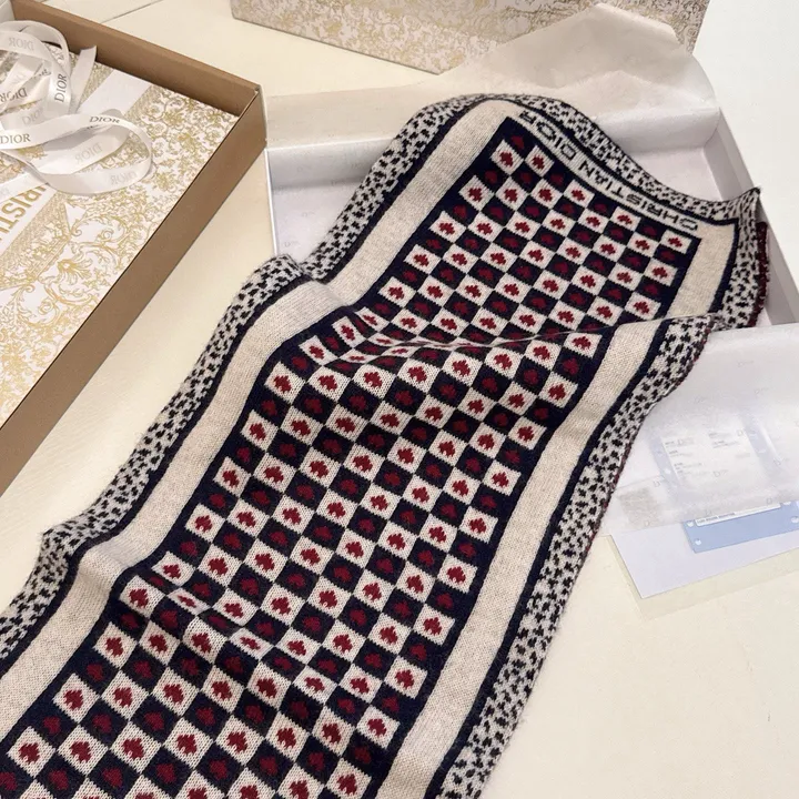 スーパーコピー グッチ マフラー