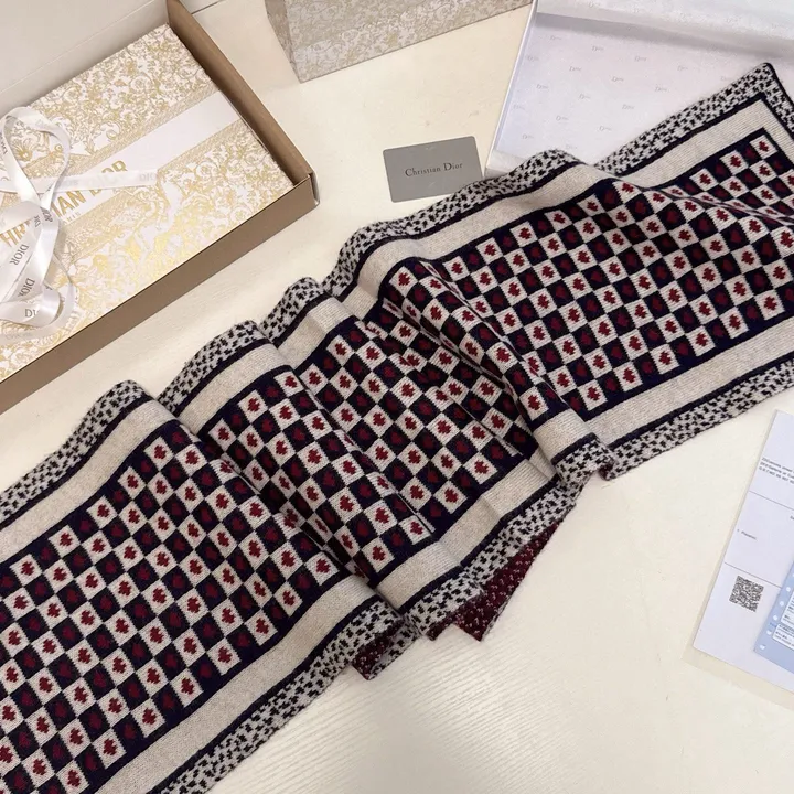 スーパーコピー グッチ マフラー