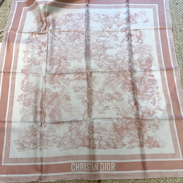 スーパーコピー グッチ マフラー