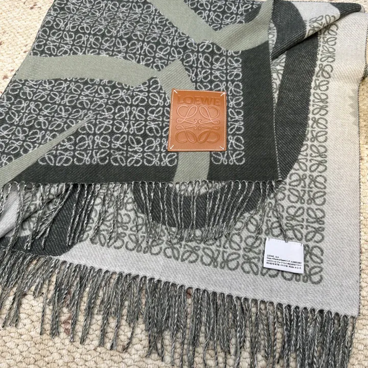 スーパーコピー ディオール マフラー