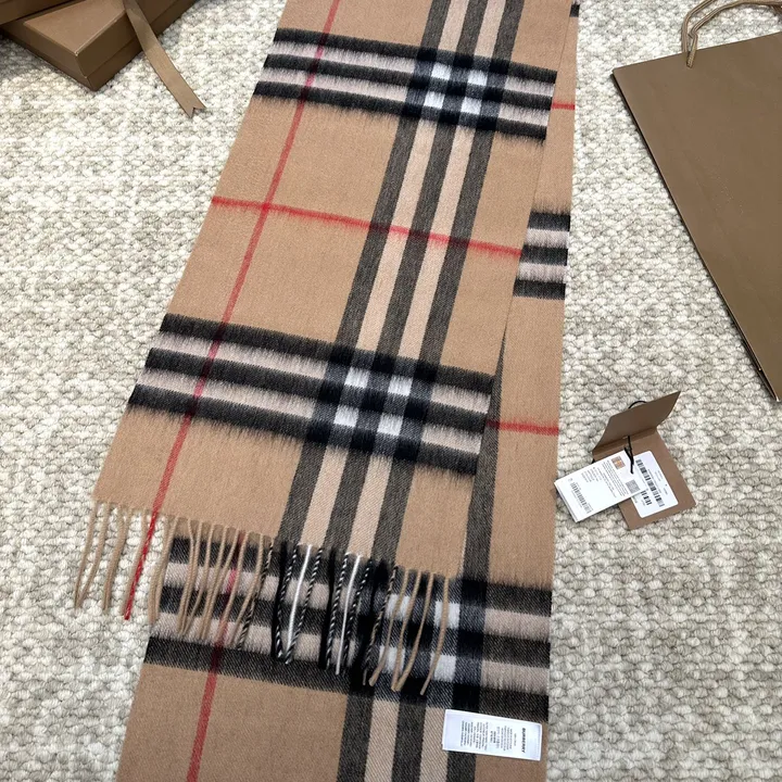 スーパーコピー バーバリー ス マフラー