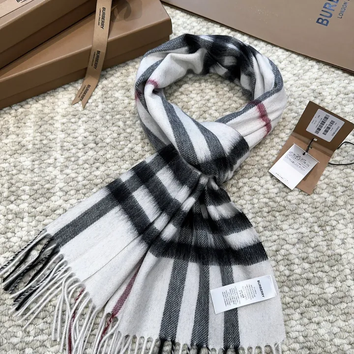 スーパーコピー バーバリー ス マフラー