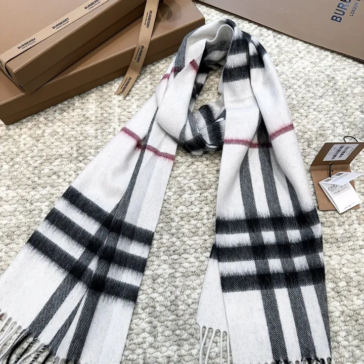 スーパーコピー バーバリー ス マフラー